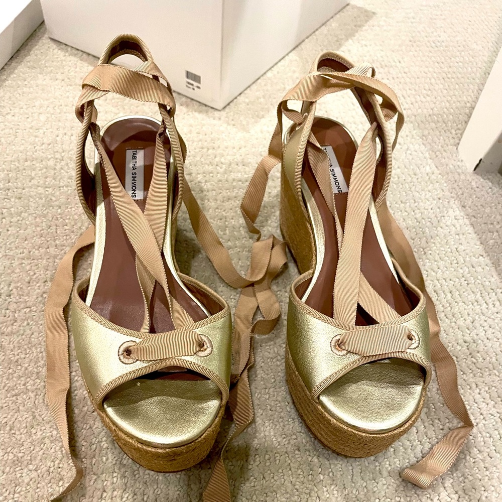 Tamara Mellon Logan ankle tie ribbon Wedge